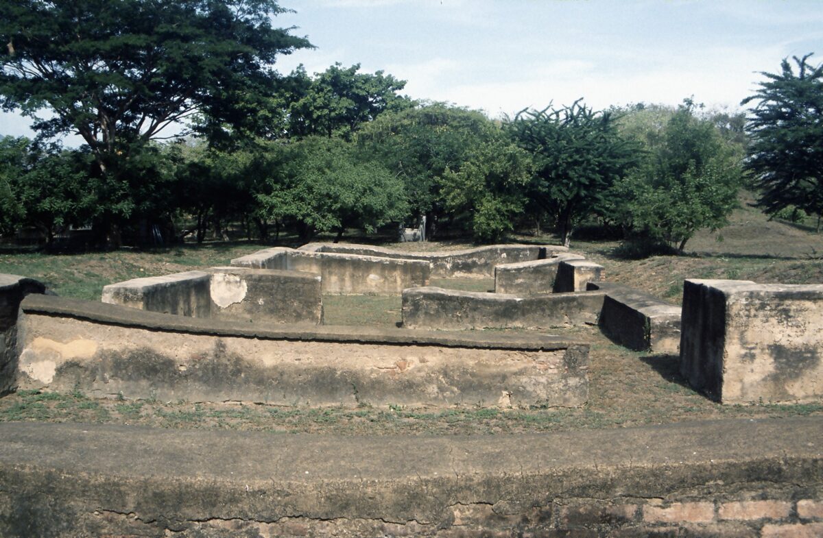 Los 500 años de las fundaciones de León Viejo y Granada Managua. Por Jaime Íncer y Jorge Eduardo Arellano