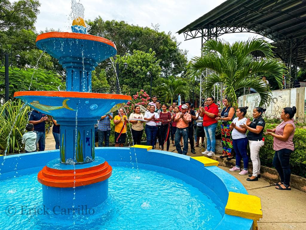 Mejoran parque Rubén Darío en Mozonte Managua. Radio La Primerísima