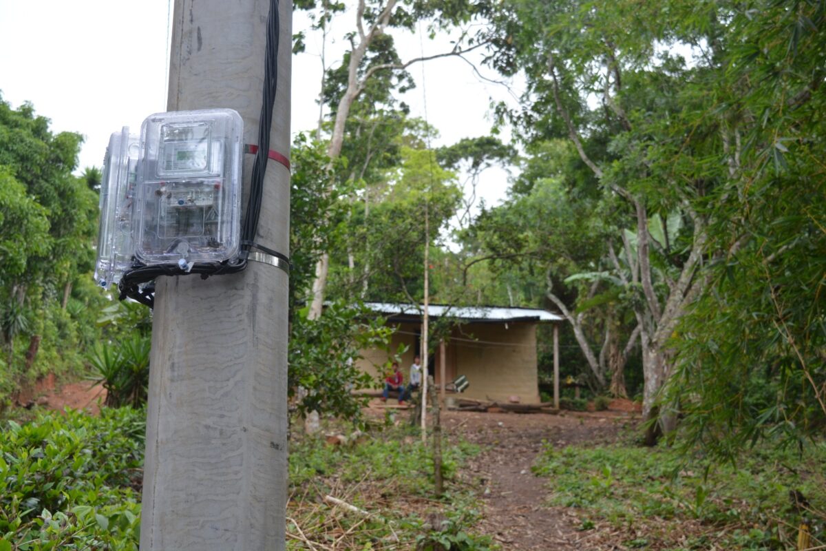 Familias de una comunidad en Murra ya cuentan con servicio de energía Managua. Radio La Primerísima