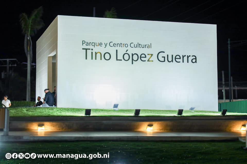Inauguran Centro Cultural Tino López Guerra Radio La Primerisima