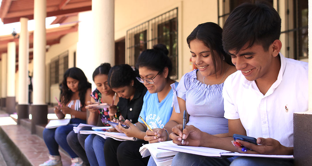Universidad en el Campo cosechando victorias en el Norte Managua. Dirección de Comunicación Institucional