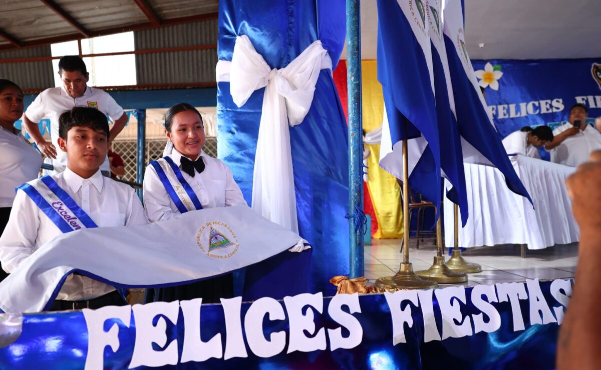 A tambor batiente empieza celebración por Fiestas Patrias Managua. Radio La Primerísima