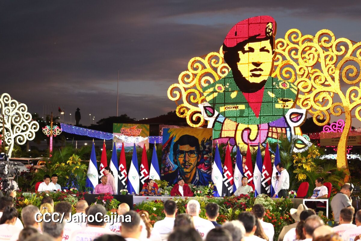 Camilo y la forja de una familia revolucionaria Managua. Consejo de Comunicación y Ciudadanía.