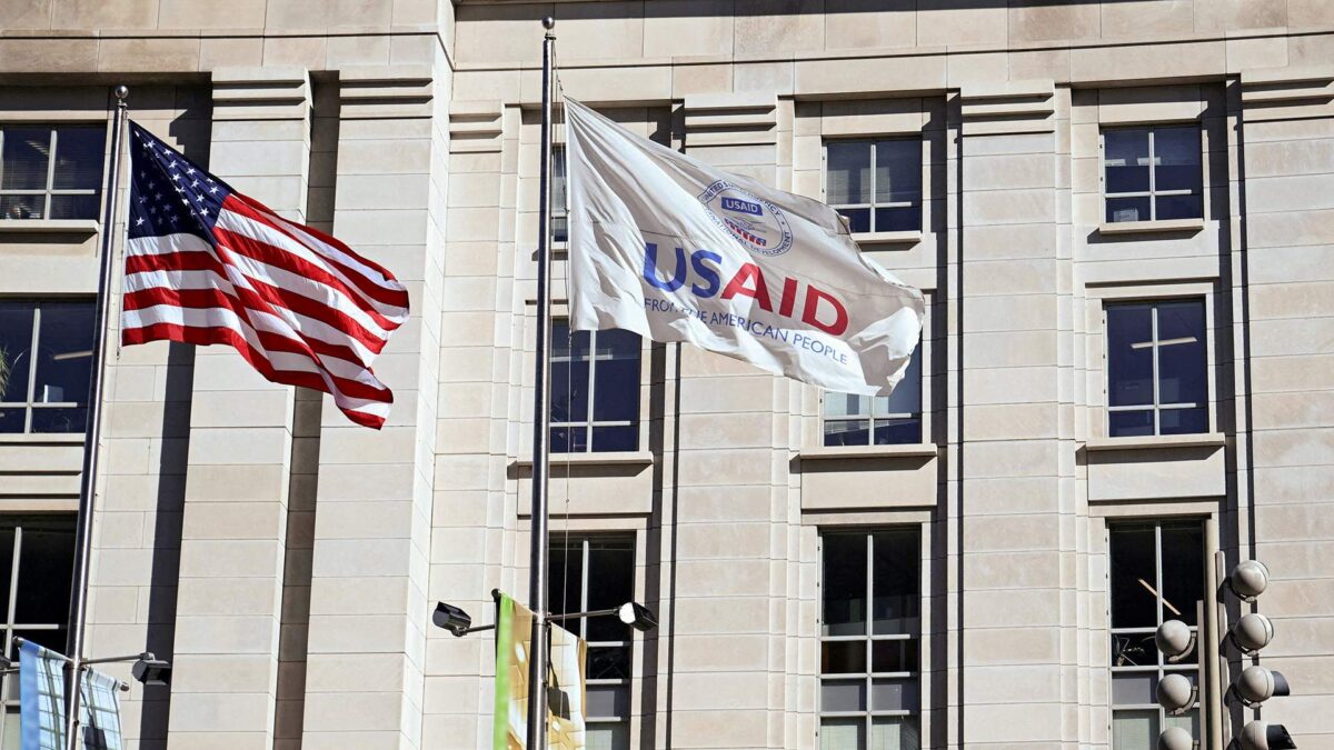 Cómo trabajó USAID con los medios de comunicación mundiales Moscú. Diario Izvestia