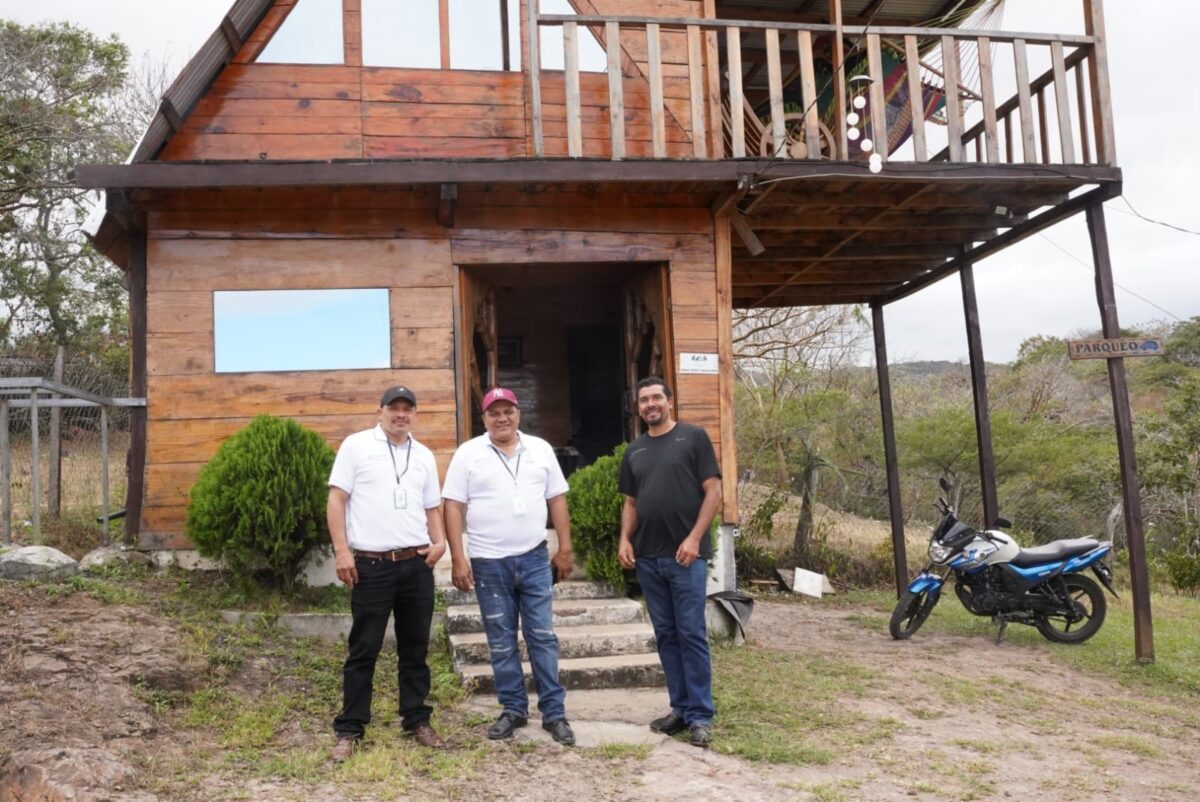 «Cabañas La Juliana» impulsan el ecoturismo en Estelí Estelí. Consejo de Comunicación y Ciudadanía 