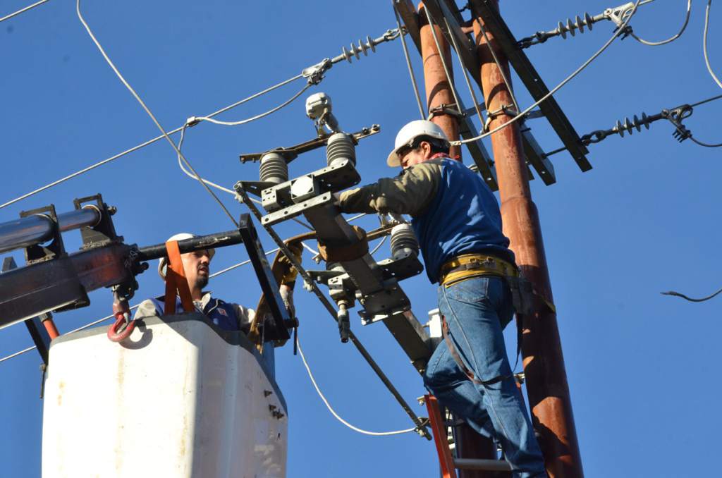 Histórica inversión en proyectos de energía en Costa Caribe Managua. Douglas Midence, Radio La Primerísima