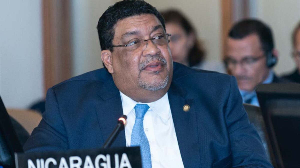 Grupos “extremistas” pretenden diluir Celac, afirma Valdrack Managua. Jerson Dumas, Radio La Primerísima