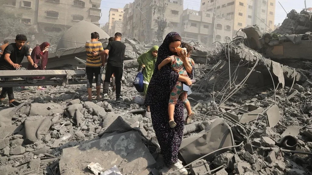 Sube a 52 mil 495 los muertos por masacre en Gaza Franja de Gaza. Telesur
